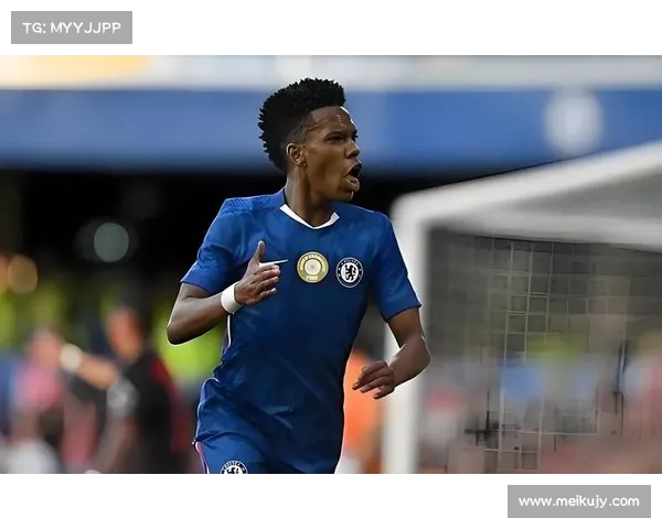 从左侧位看霍尔的崛起:马雷斯卡的决策如何改变恩佐的角色定位 从左侧位看霍尔的崛起:马雷斯卡的决策如何改变恩佐的角色定位